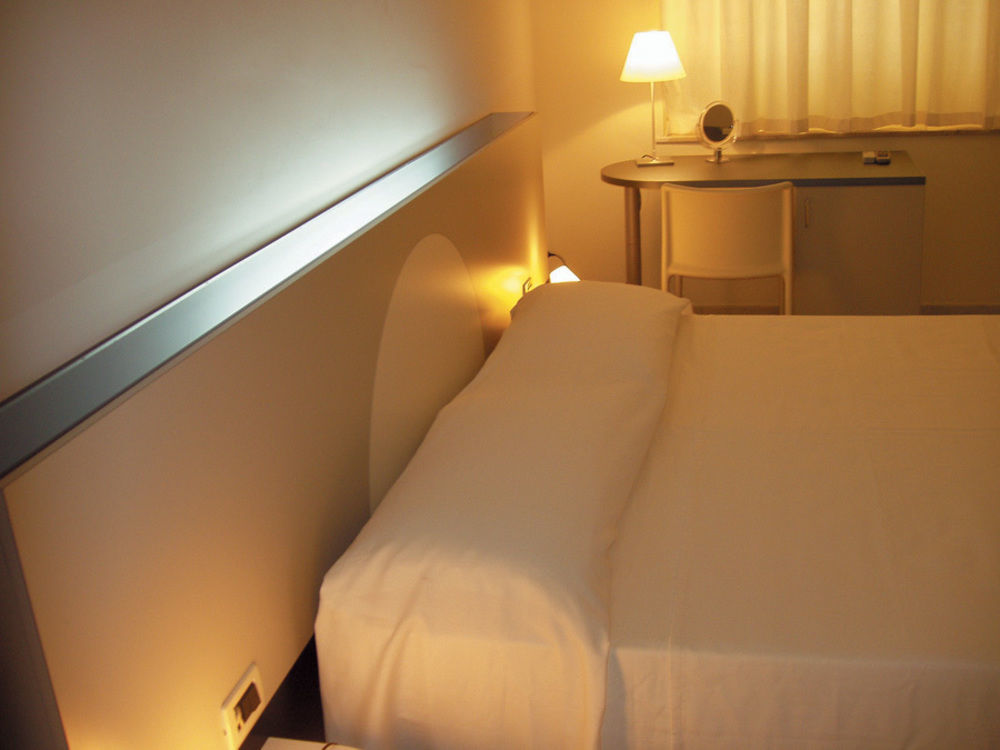 Hotel Rainbow Palermo Kültér fotó